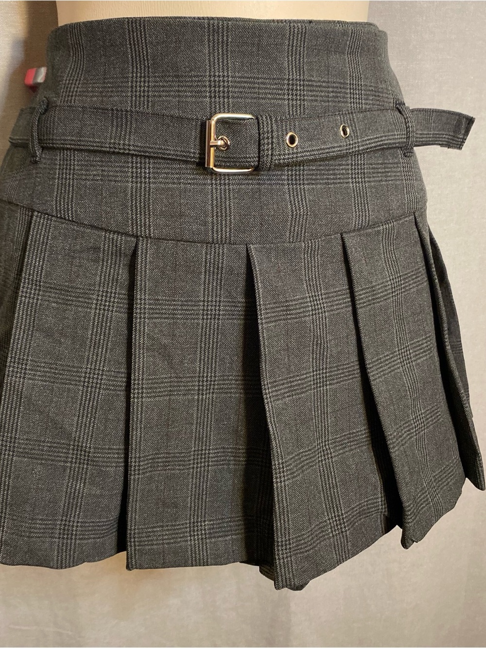 Gray Plaid Pleated Mini Skort with Belt